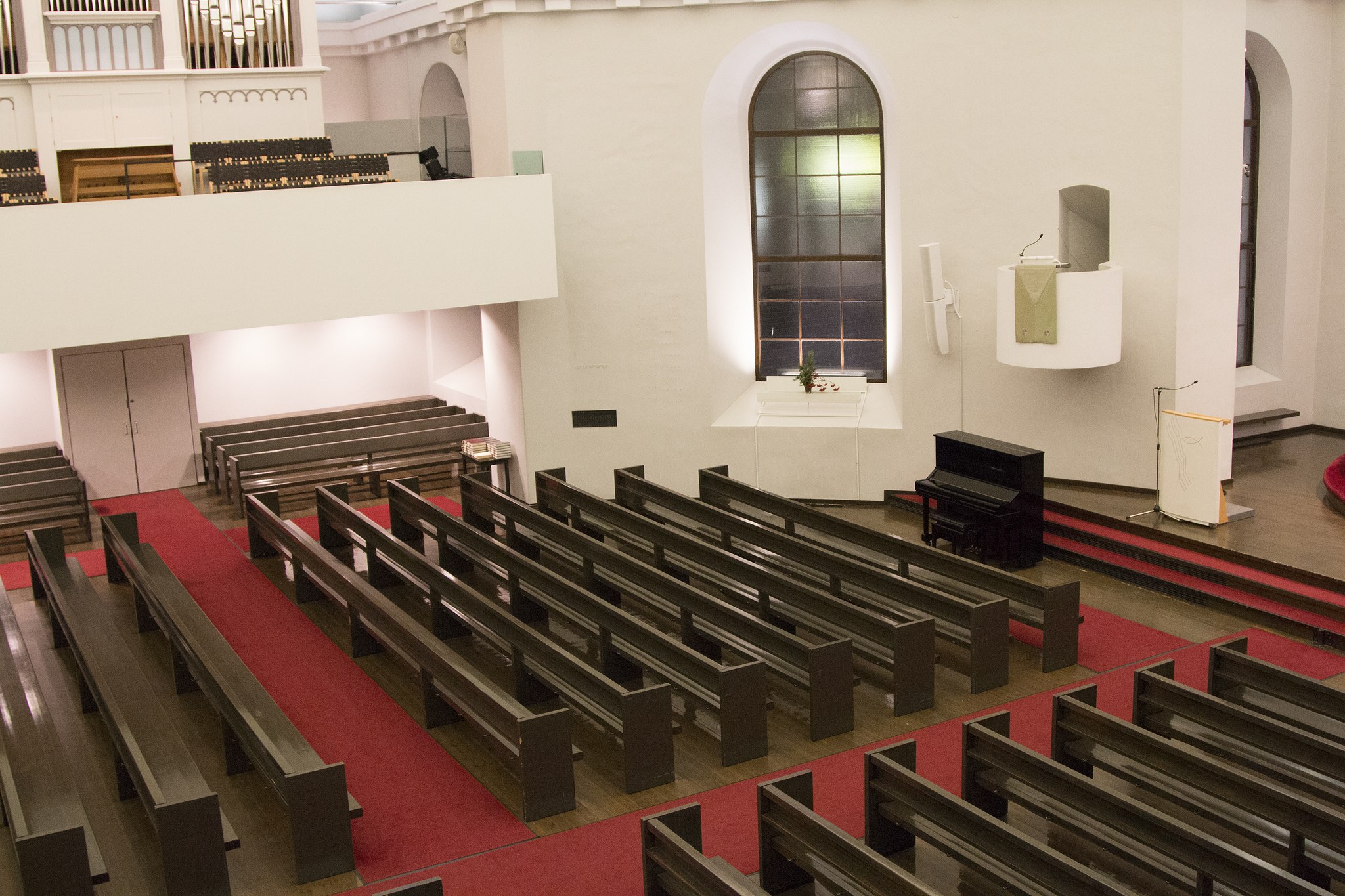 Hämeenlinna-Vanajan seurakunnan Hämeenlinnan kirkko sisältä
